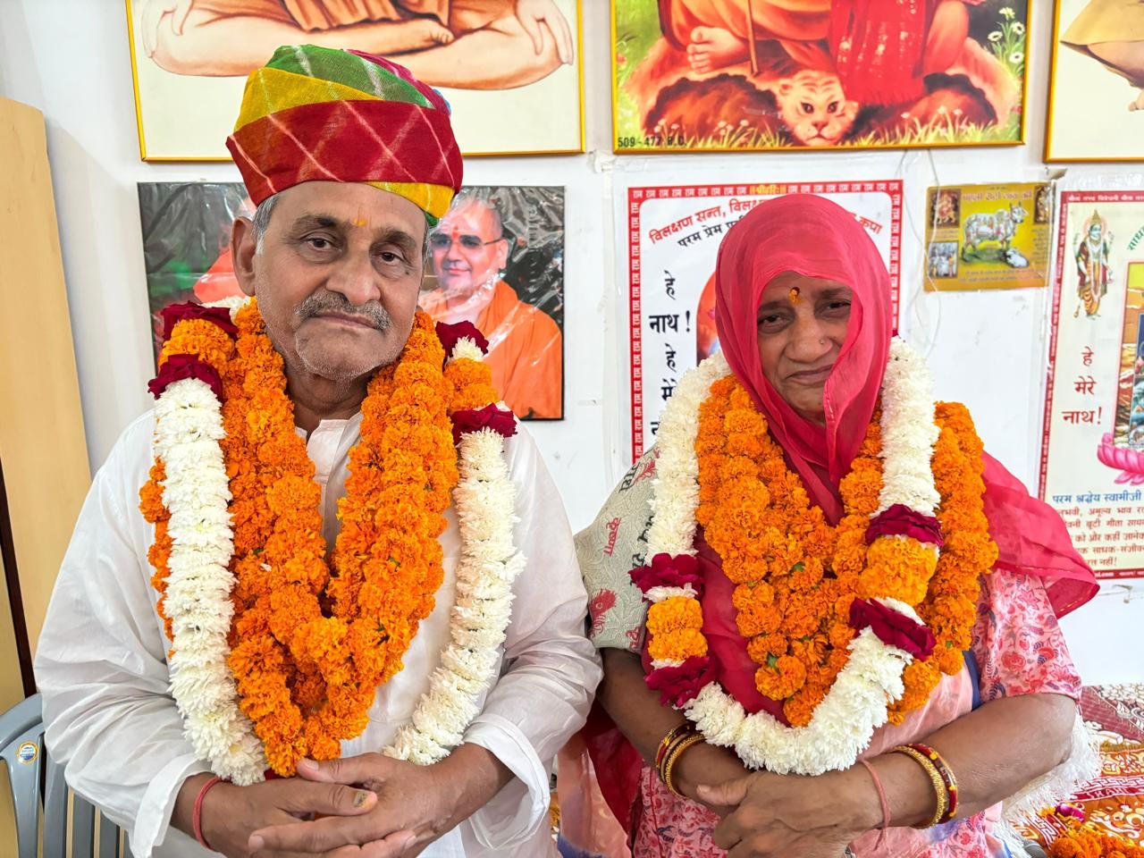 संस्थापक श्री अजीत सिंह नाथावत एवं श्रीमती संतोष कंवर